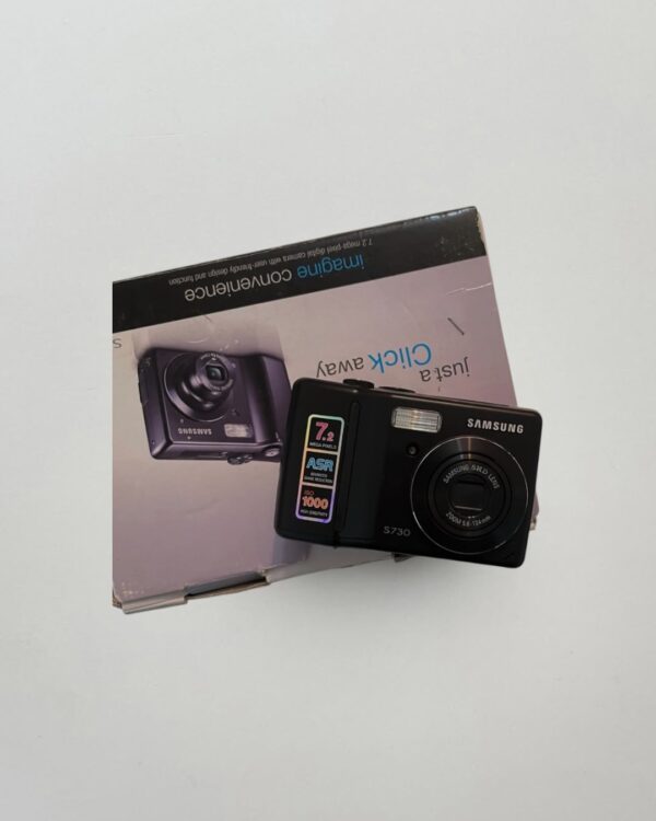 SAMSUNG - Image 3