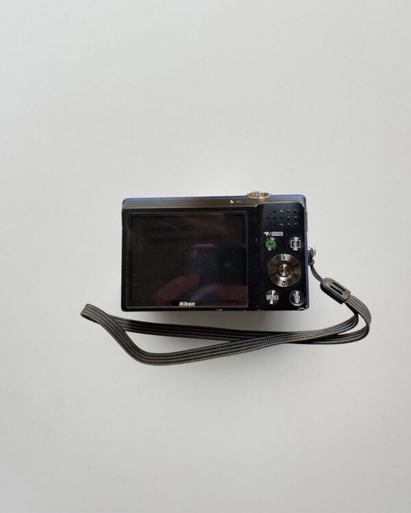NIKON - Image 2