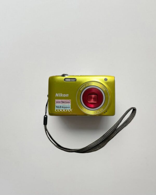 NIKON
