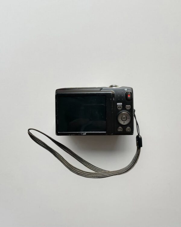 NIKON - Image 2