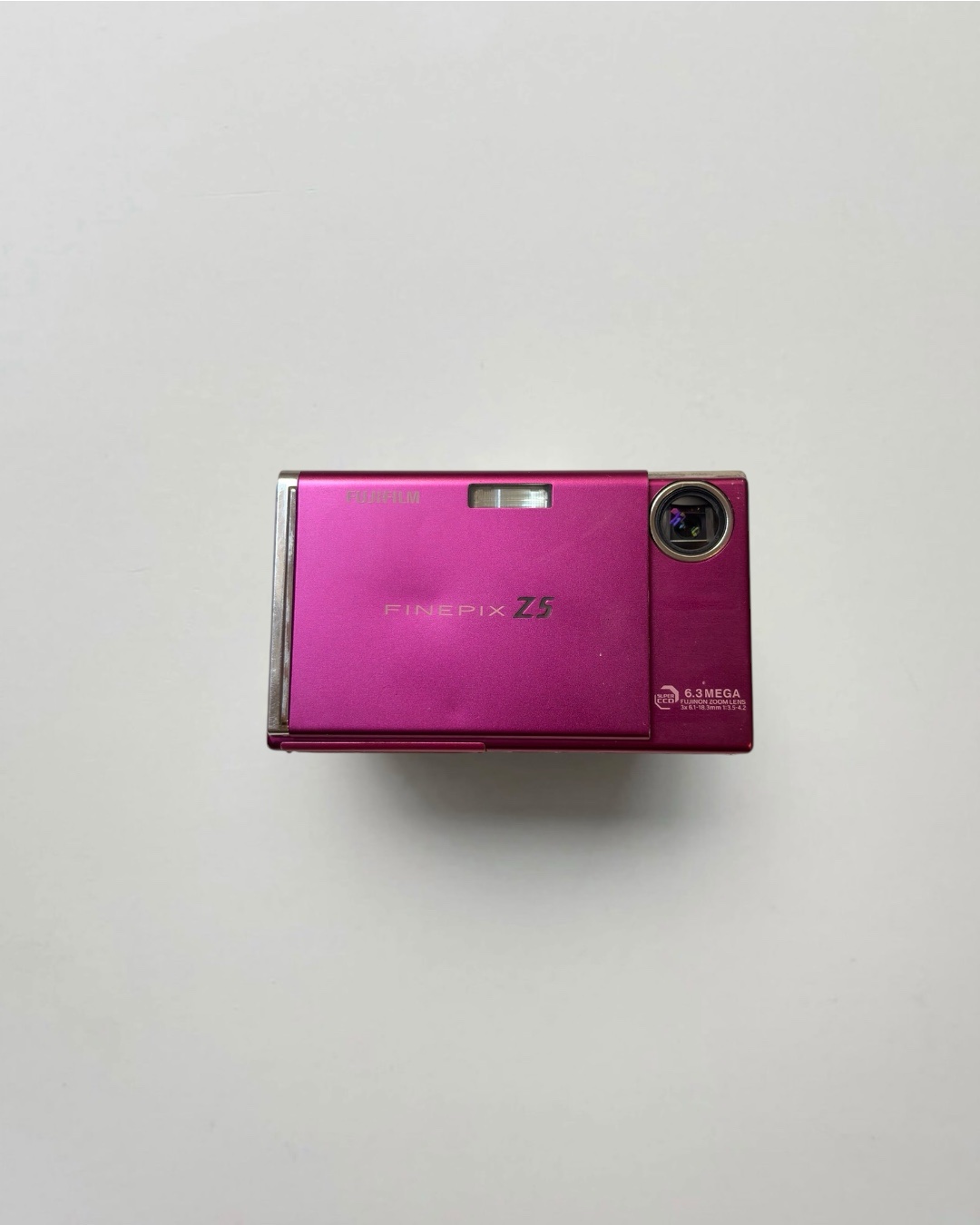 FUJIFILM